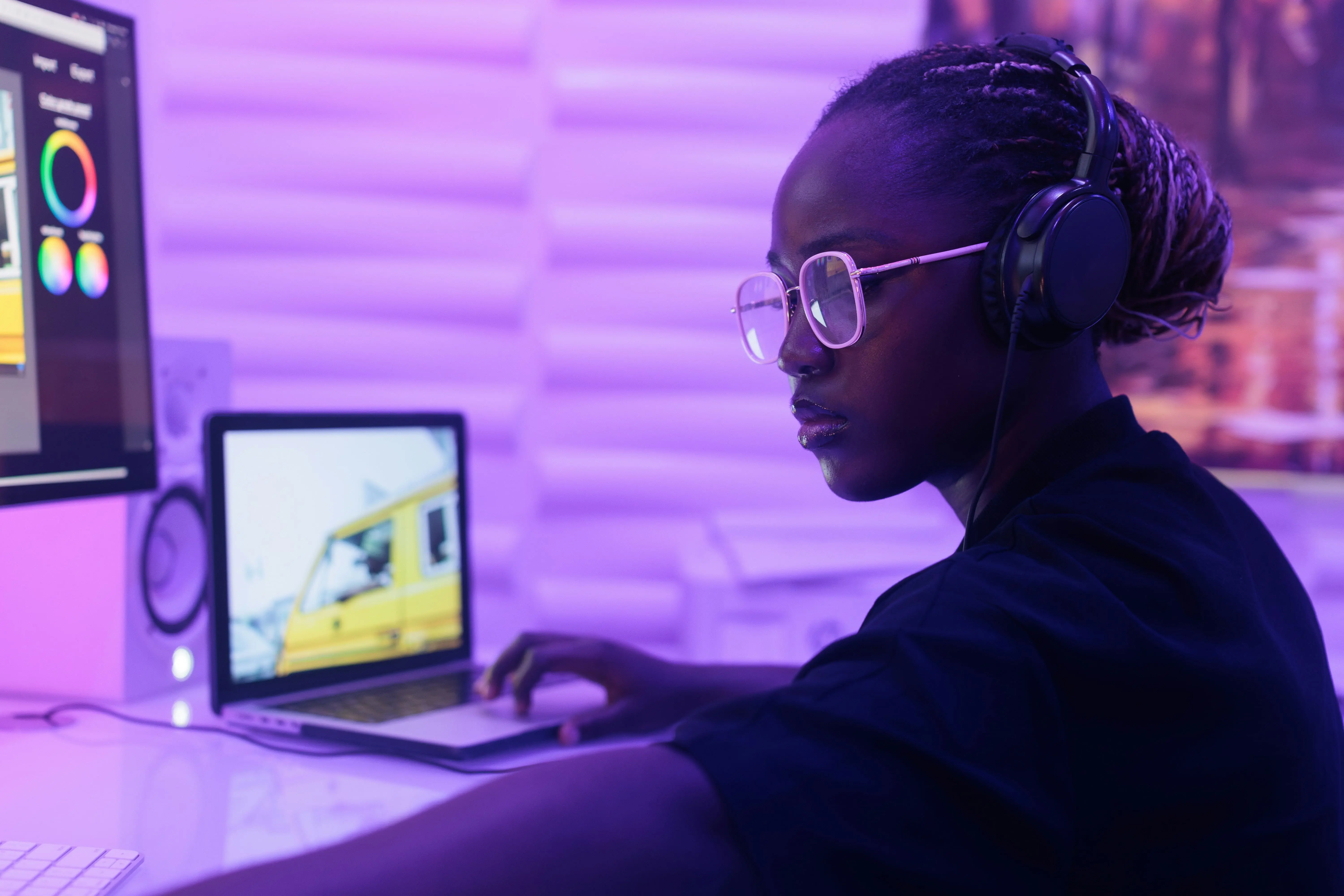 Students learning technology skills in a collaborative environment